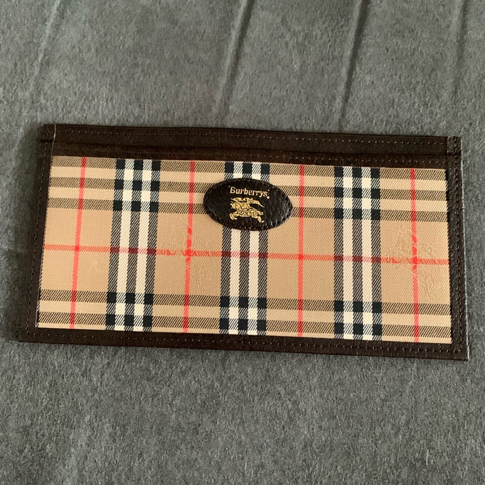 Vintage Burberrys 2 Slot Bill Wallet/Organizer